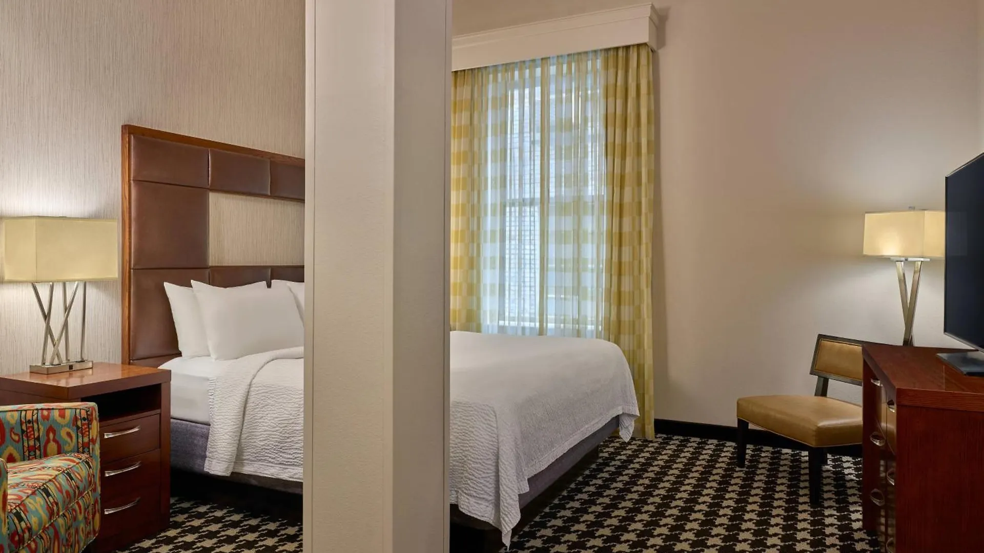 Courtyard By Marriott Denver Downtown Hotel